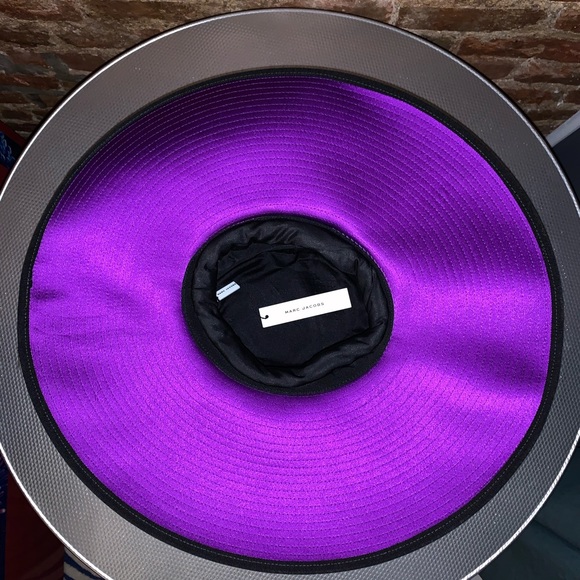 Marc Jacobs large boater hat - Picture 3 of 6